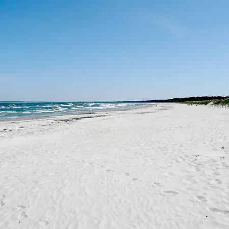 Villa Seeschwalbe Ferienwohnung 10 * Бреге