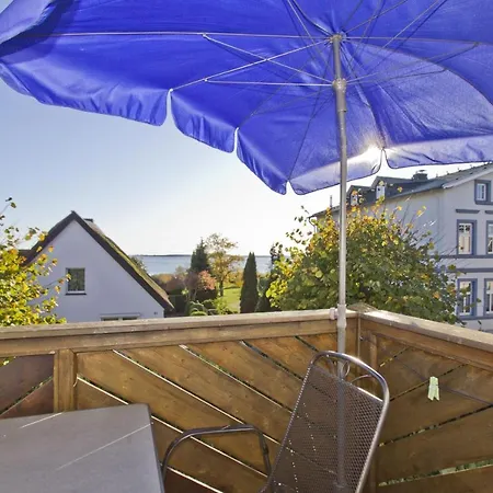 Villa Seeschwalbe Ferienwohnung 10 * Бреге